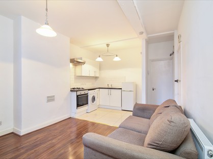 1 Bed Flat, St. Asaph Road, SE4