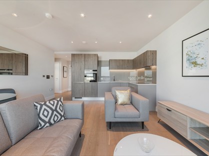 1 Bed Flat, Brogan House, SW8