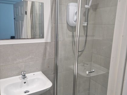 1 Bed Flat, Radford Road, CV31