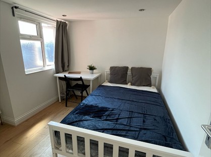 Room in a Shared House, Mora Road, NW2