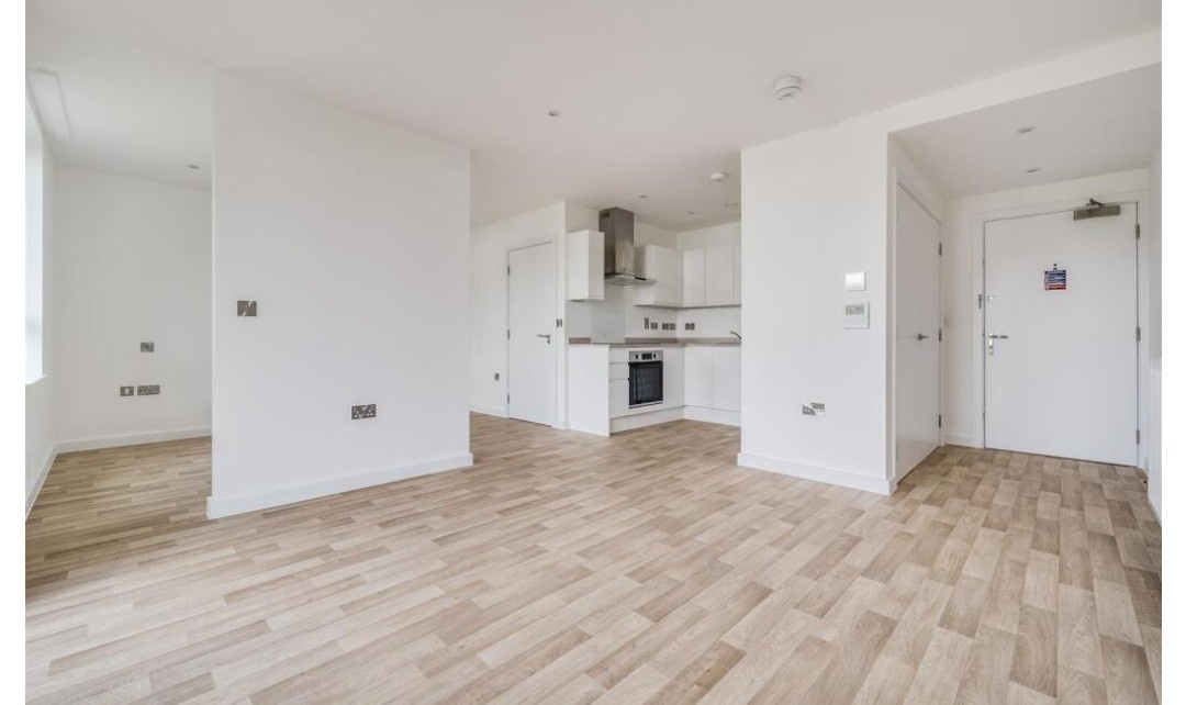 Additional image 4 of Studio Flat, Grovelands Road, RG30, N1 7GU