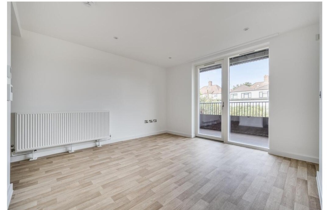 Additional image 5 of Studio Flat, Grovelands Road, RG30, N1 7GU