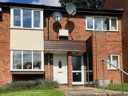 Room in a Shared Flat, Lane End, AL10