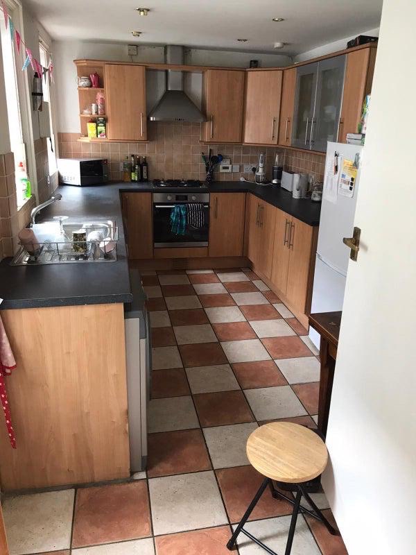 Room in a Shared House, Haypark Avenue, BT7, N1 7GU