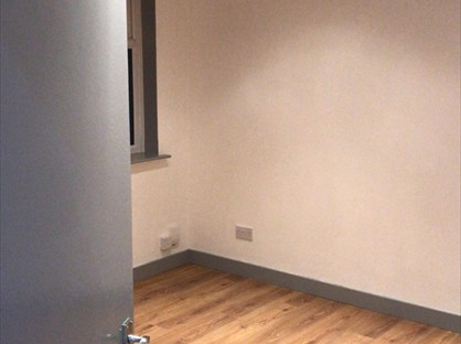 3 Bed Semi-Detached House, Windrush Road, SN25
