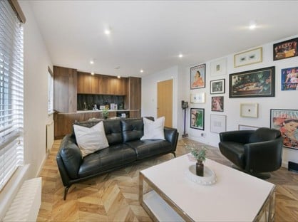 1 Bed Flat, Merkland Lane, AB24