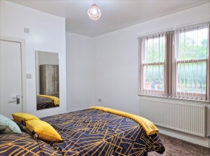 Room in a Shared House, Bearwood Road, B66