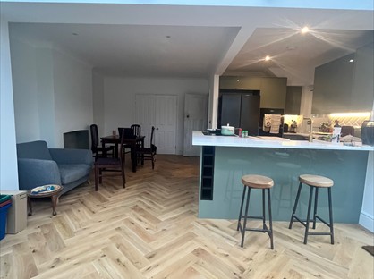 Room in a Shared House, Gunnersbury Lane, W3