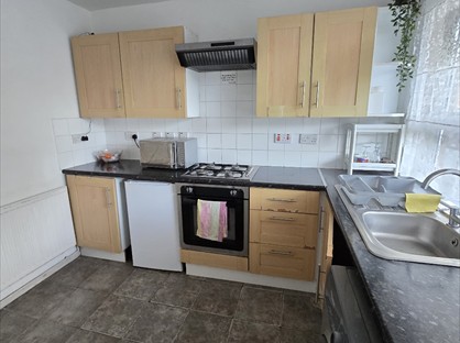 3 Bed Flat, Samuel Richardson House, W14