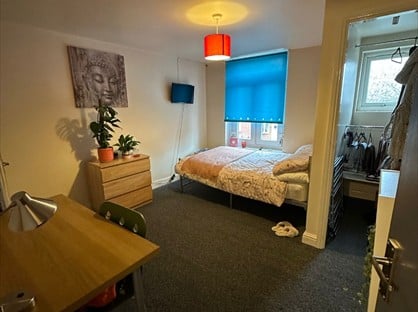 1 Bed Flat, Stratford Road, B28