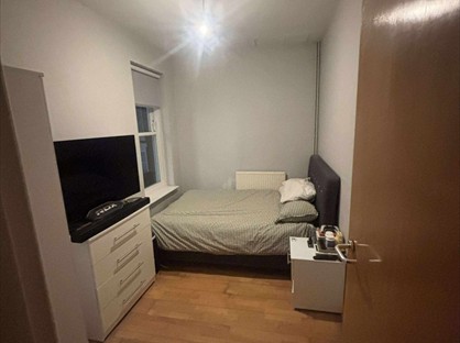 Room in a Shared Flat, Arch View Crescent, L1