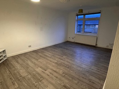 3 Bed Flat, Polton Street, EH19