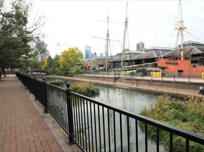 3 Bed Flat, President Dr, E1W