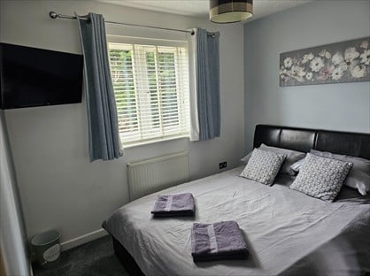 1 Bed Semi-Detached House, Constantine Court, BA4