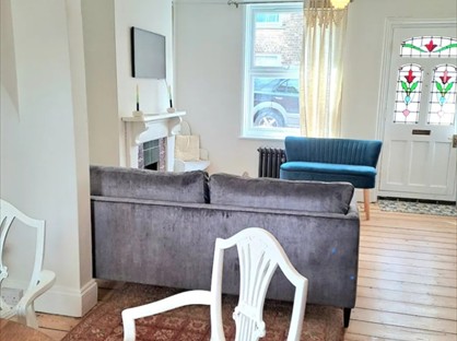 2 Bed Terraced House, Bishops Road, IP33