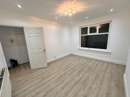 3 Bed Semi-Detached House, Fallow Field, M14