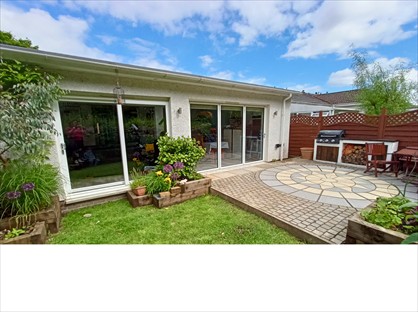 2 Bed Bungalow, Howden Hall Court, EH16