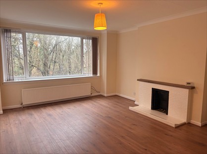 3 Bed Flat, Glenside Crescent, KA23