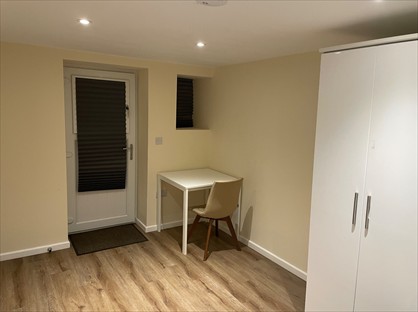 Studio Flat, Bulay Road, HD1