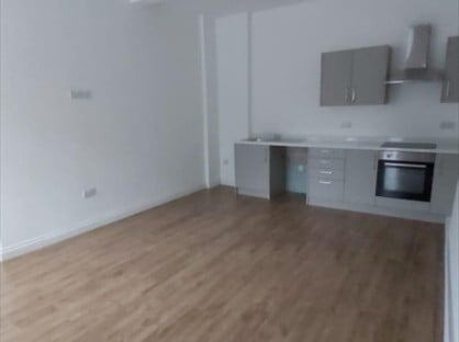 1 Bed Flat, Stephen House, WF11