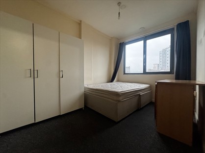 2 Bed Flat, Mede House, SO15