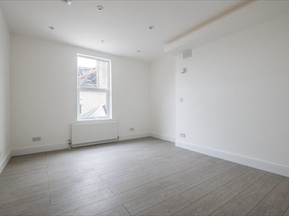 Studio Flat, Moyser Road, SW16