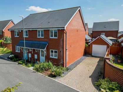 3 Bed Semi-Detached House, Engine Lane, HP22