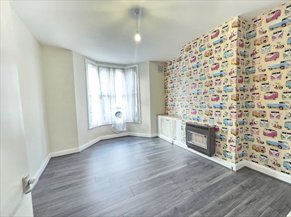 1 Bed Flat, Alloway Road, E3