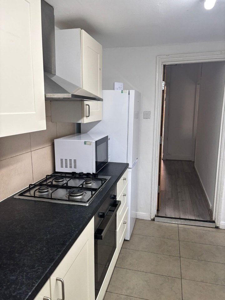 Additional image 9 of Room in a Shared House, Osney Lane, OX1, N1 7GU