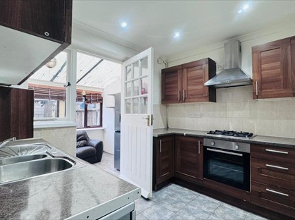 2 Bed Terraced House, Oxlow Lane, RM9
