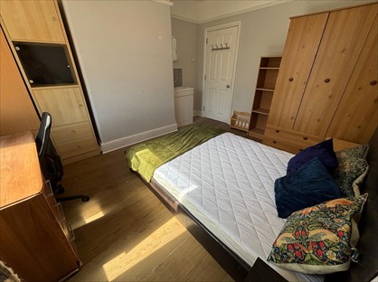 Room in a Shared House, Alma Road, BH9