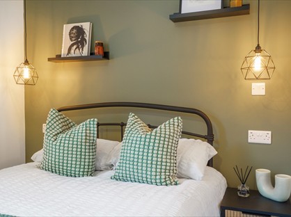 Room in a Shared House, Commercial Street, WF10