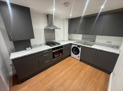 2 Bed Flat, Barge Drive, UB2