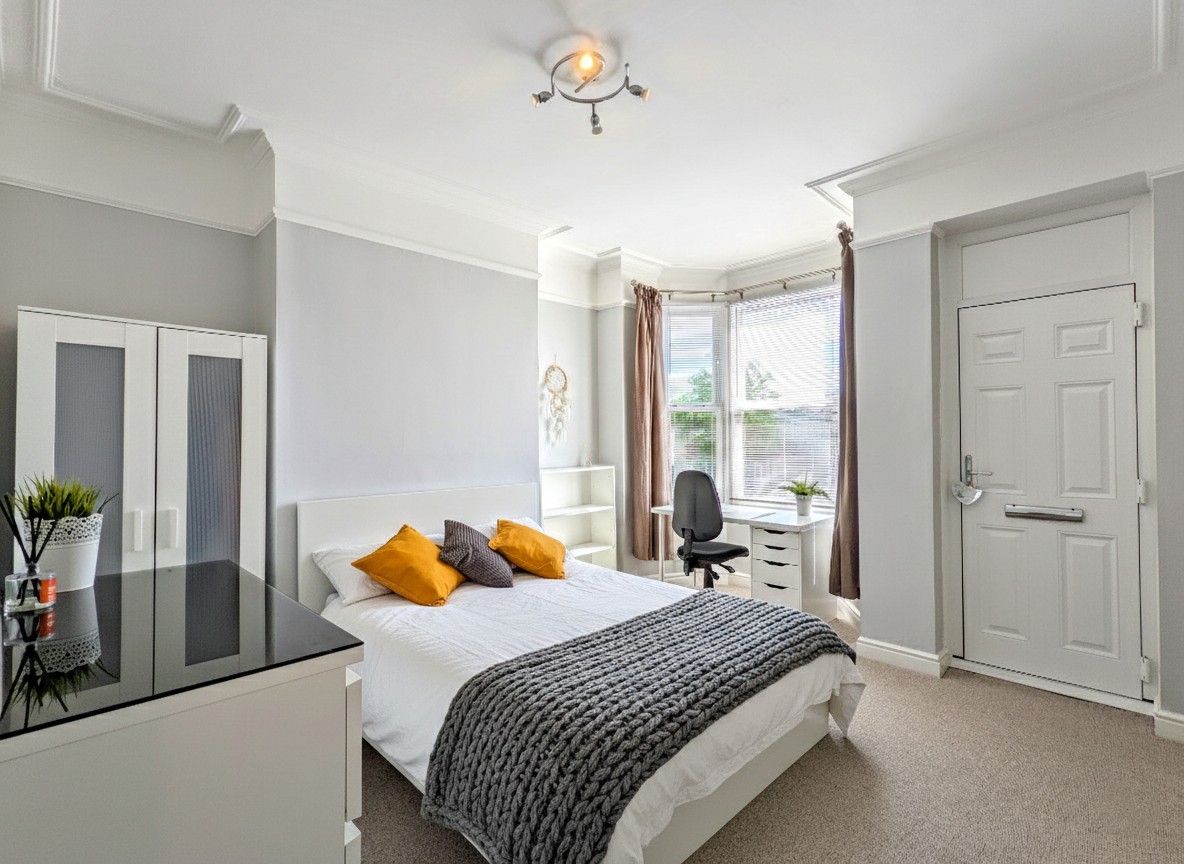 Additional image 5 of 4 Bed Terraced House, Ingram Road, S2, N1 7GU