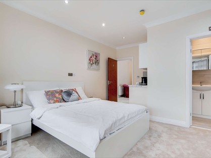 Studio Flat, Brondesbury Park, NW6