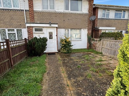 3 Bed End Terrace, Elspring Mead, BN17