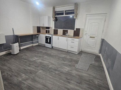 1 Bed Flat, Stourbridge Road, DY1