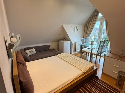 Room in a Shared Flat, Collingwood Court, NW4