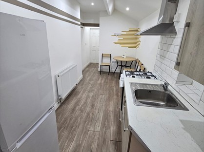 2 Bed Flat, Cook Street, WN7