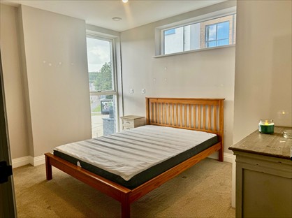 Room in a Shared Flat, Selby Court, N11