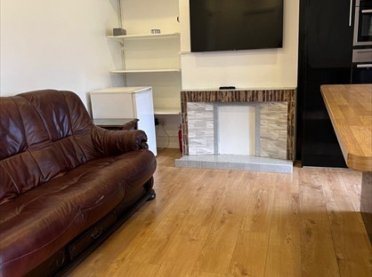 3 Bed Semi-Detached House, Northdown Road, DA16