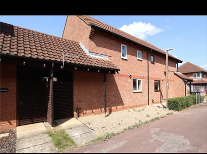 2 Bed Semi-Detached House, Harebell Close, MK7