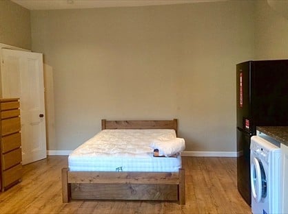 Studio Flat, Broomfield Avenue, N13