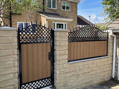 4 Bed Detached House, Mulberry Garth, LS16