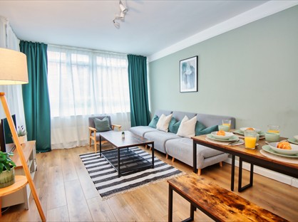 1 Bed Flat, Moyle House, SW1V