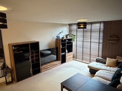 2 Bed Flat, Aits View, KT8