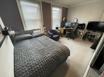 Room in a Shared House, Benson Road, CR0