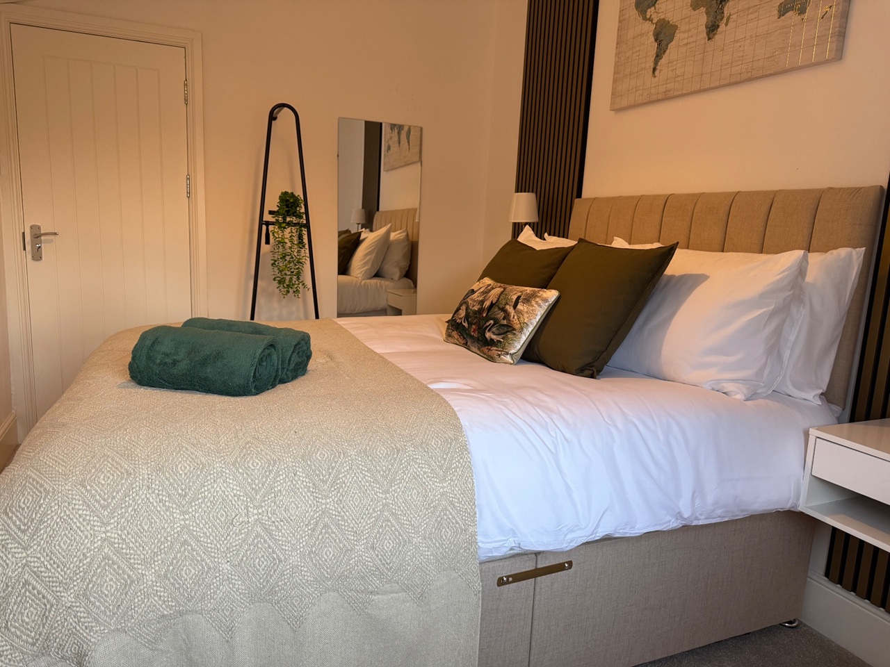 Additional image 5 of Room in a Shared House, Newport Terrace, OX26, N1 7GU