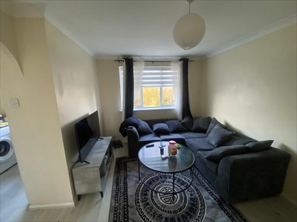 1 Bed Flat, Latimer Drive, RM12