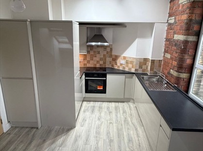 1 Bed Flat, Balme Road, BD19